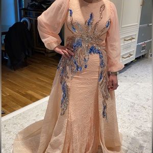 Beautiful dress worn once